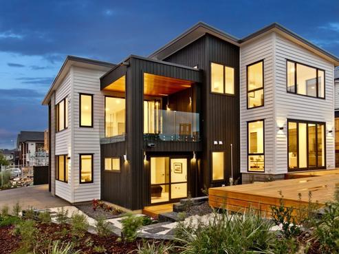 16 Bearing Parade, Long Bay
