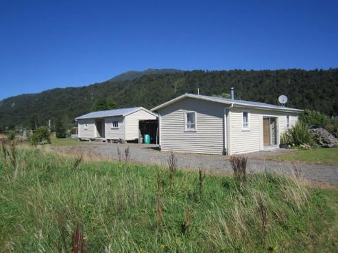 22 Wanganui Flat Road, Harihari