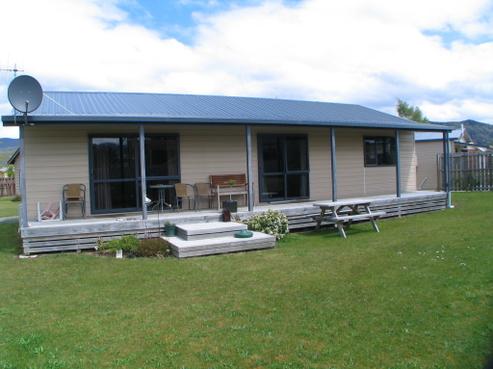 54 Hunter Place, Manapouri