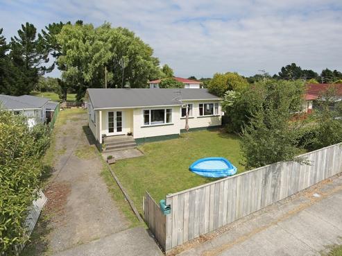 77 Mill Street, Marton