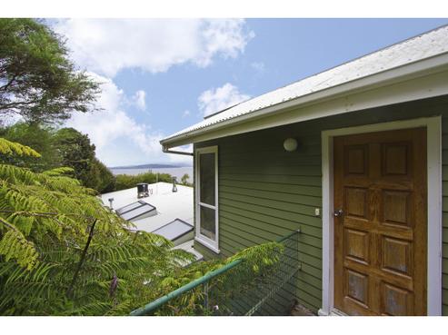 56 Howard Road, Point Howard