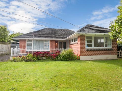 9 Saulbrey Grove, Woburn