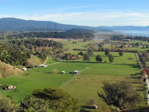 146 Clifton Road, Takaka