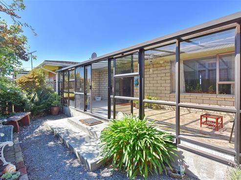 2/6 Douglas Road, Amberley