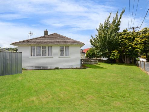 11 Mcbain Grove, Avalon