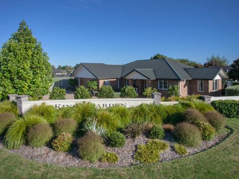 2 Tulip Drive, Cambridge