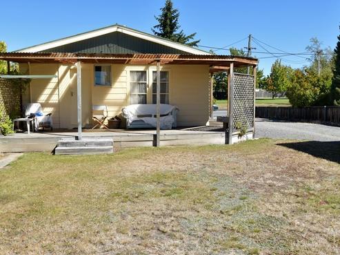 11 Ruataniwha Road, Twizel