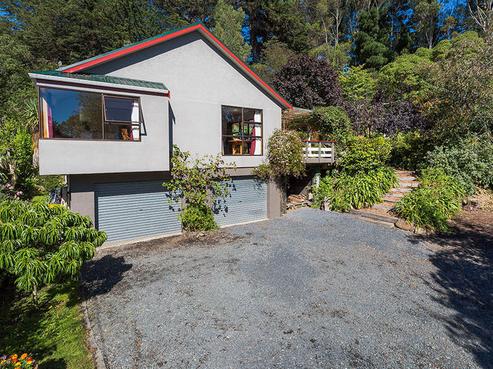 16 Allans Beach Road, Portobello