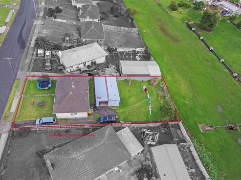 15 Hannah Road, Otara