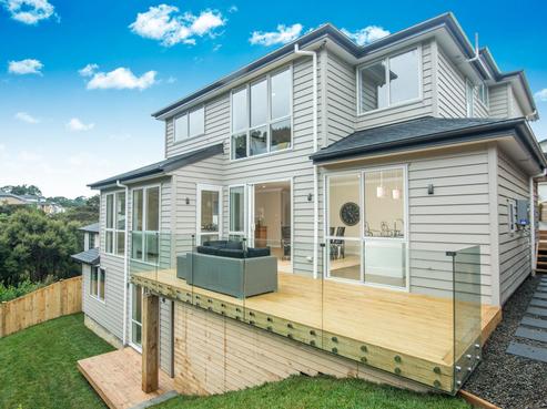38 Golden Morning Drive, Albany Heights