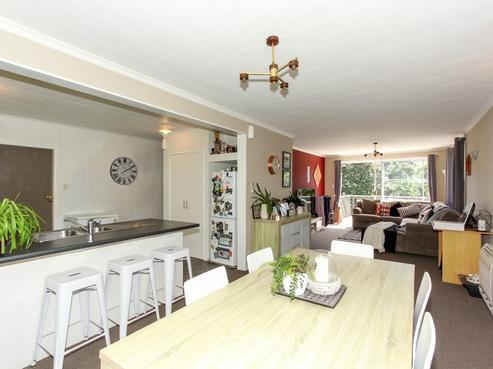 76D South Road, Blagdon