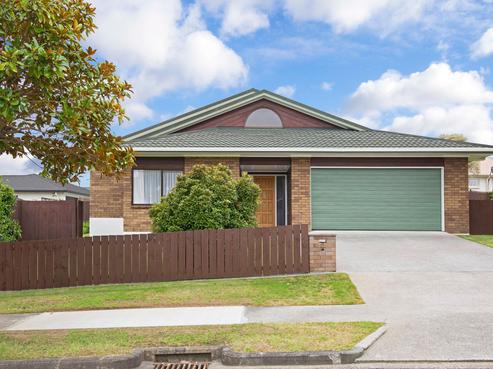 11 West Fairway, Golflands