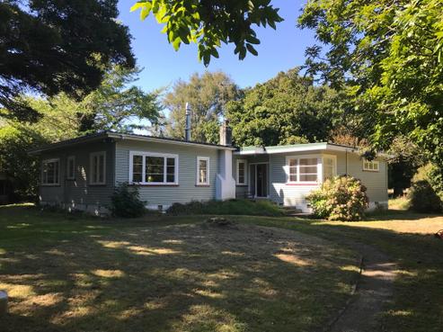 316 Wood Street, Featherston