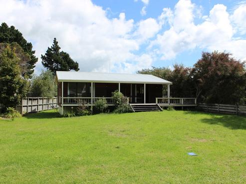 115 Kenwood Drive, Matarangi