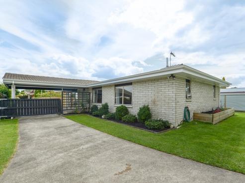 27 Chequers Avenue, Chartwell