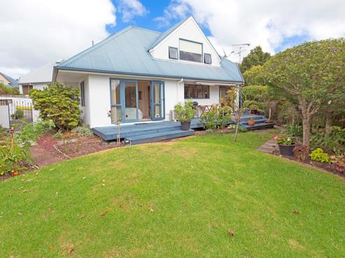 3/848 Whangaparaoa Road, Manly