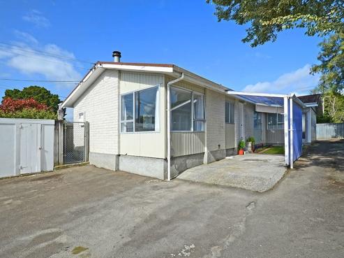 4/10 Islington Street, Trentham