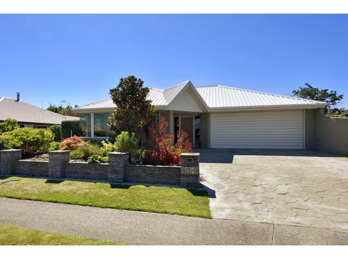 54 Aldinga Avenue, Stoke