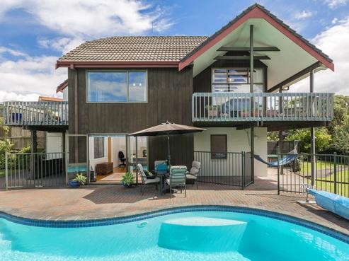 31 Macnay Way, Murrays Bay