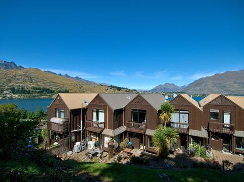 2C Larch Hill Place, Queenstown Central