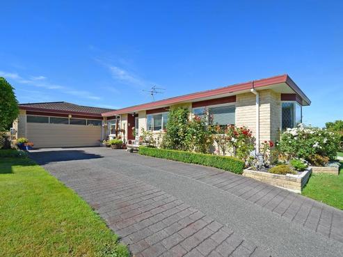 34 Clearwater Terrace, Brown Owl
