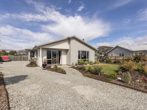 41 Frye Crescent, Albert Town