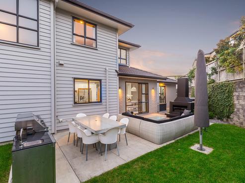 9 Robert Sale Rise, Stonefields