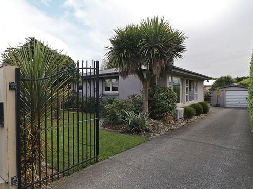 206 Lamond Street East, Hargest