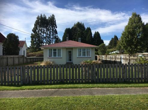 121 Seddon Street, Raetihi