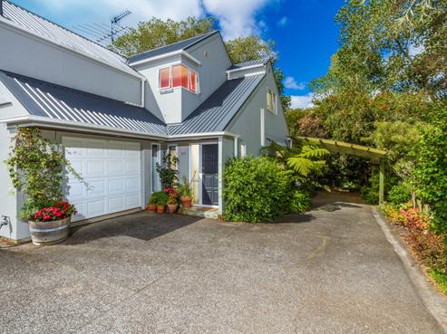 17B Ronald Macken Place, Windsor Park