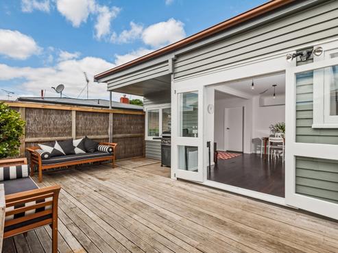 15 Blair Avenue, Pukekohe