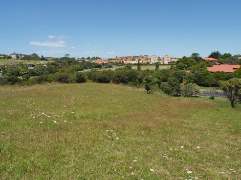 25 Gulf Harbour Drive, Gulf Harbour
