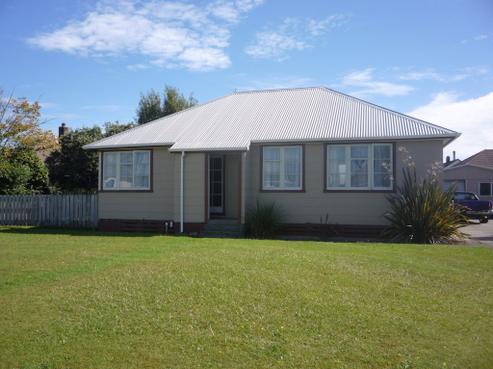 16 Colvin Street, Westport