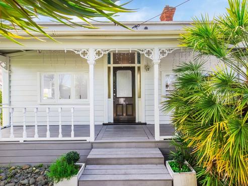 51 Western Springs Road, Morningside