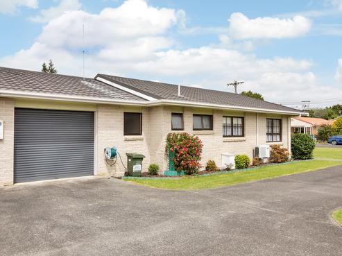 1/15 Armstrong Avenue, Woodhill