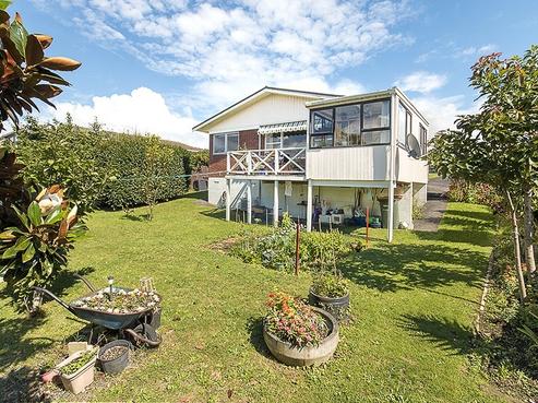 2/14 Meachen Terrace, Waiuku