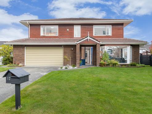 12 Comeskey Grove, Elderslea