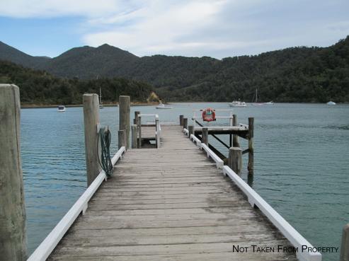 27 Nikau Street, Tennyson Inlet