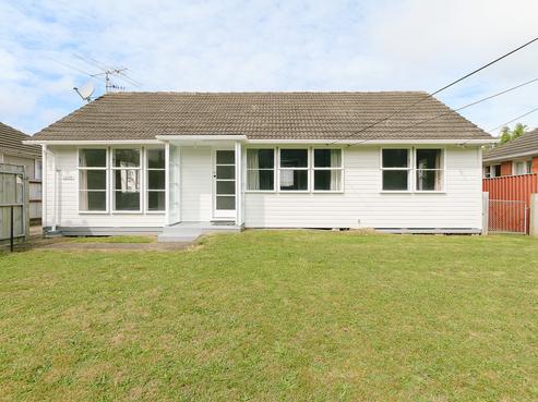 1208 Taita Drive, Taita