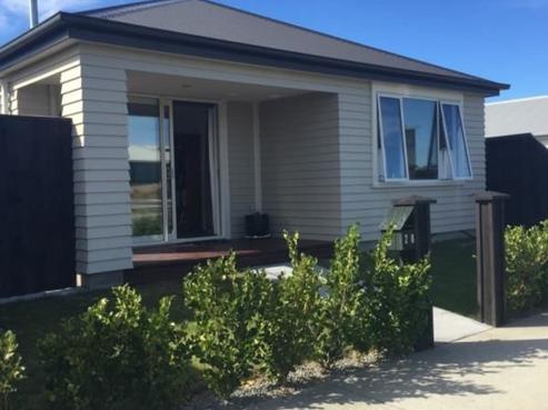 28 Solander Road, Pegasus