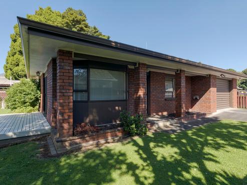 332 Great South Road, Opaheke