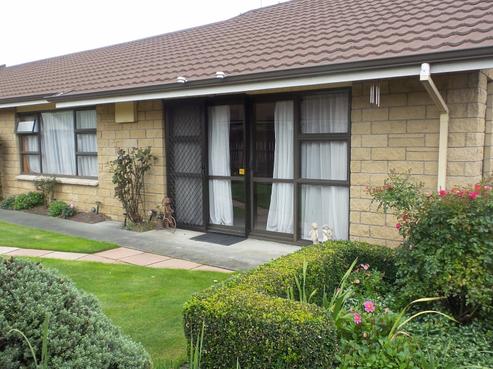 2/207 King Street, Temuka