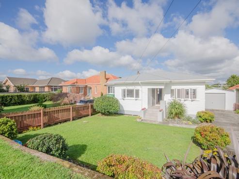 74 Moana Avenue, One Tree Hill