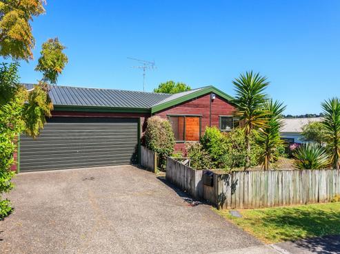 79 Fernhill Way, Oteha