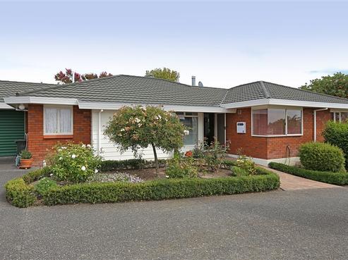 4/3 Emerald Hill, Havelock North