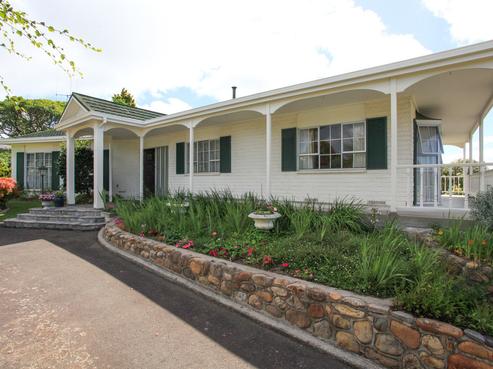2 Grassy Downs Place, Saint Andrews
