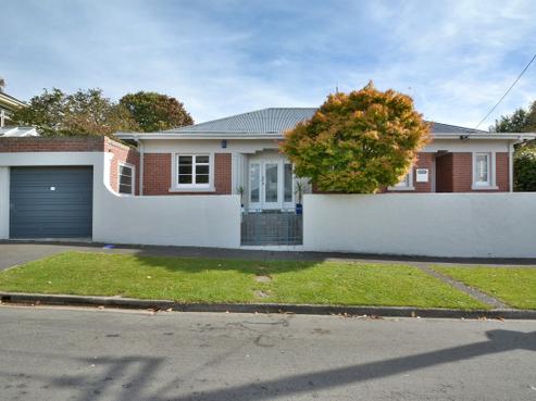 2 Mcgeorge Avenue, Mornington