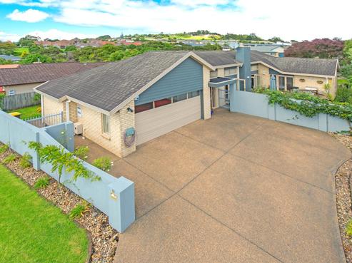 11 Blue Heron Rise, Stanmore Bay