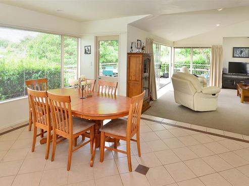 7 Blue Heron Rise, Stanmore Bay