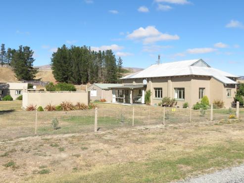 546 Ardgour Road, Tarras